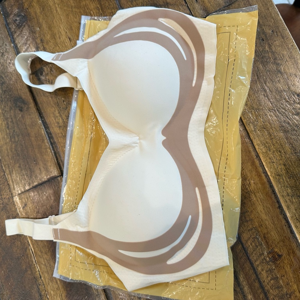 Cream and Brown Seamless Bra